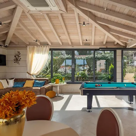 Oasi Pool & Spa - Happy Pula