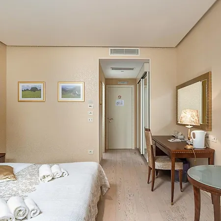 Oasi Pool & Spa - Happy Villa Pula